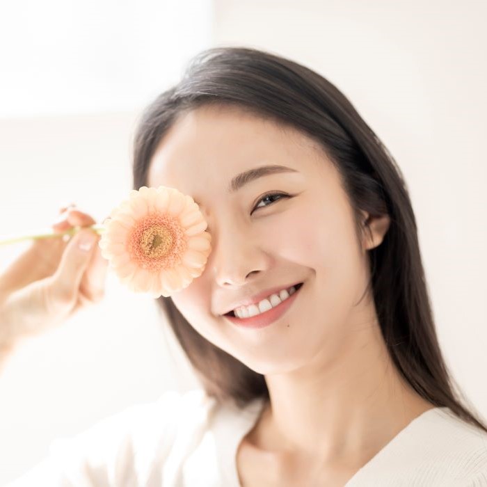 Double Eyelid Surgery – Non-Incisional Method (Buried Suture Technique) Thumbnail